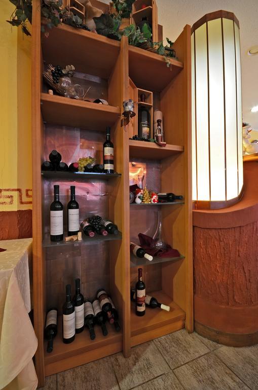 Penzion Fantasy - Restaurant Lipník nad Bečou Екстериор снимка