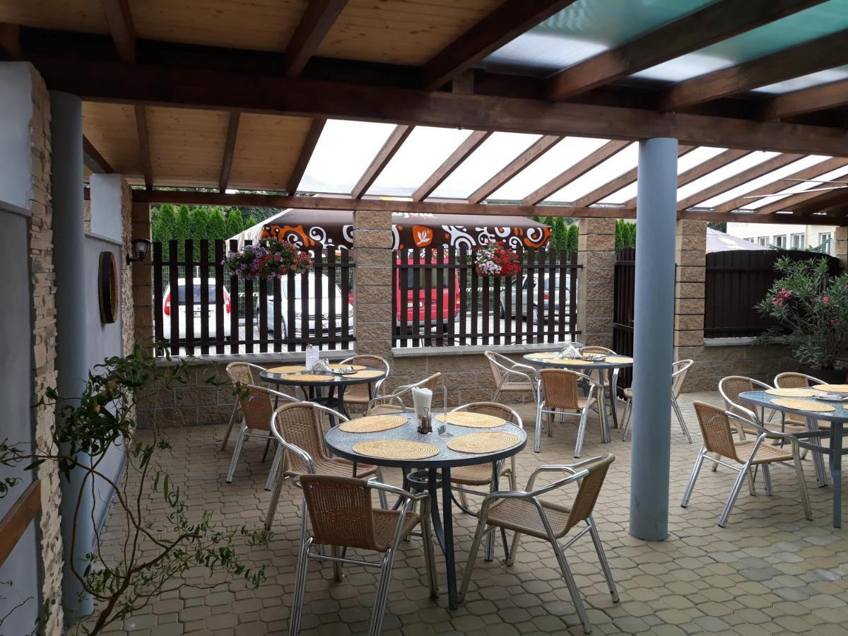 Penzion Fantasy - Restaurant Lipník nad Bečou Екстериор снимка